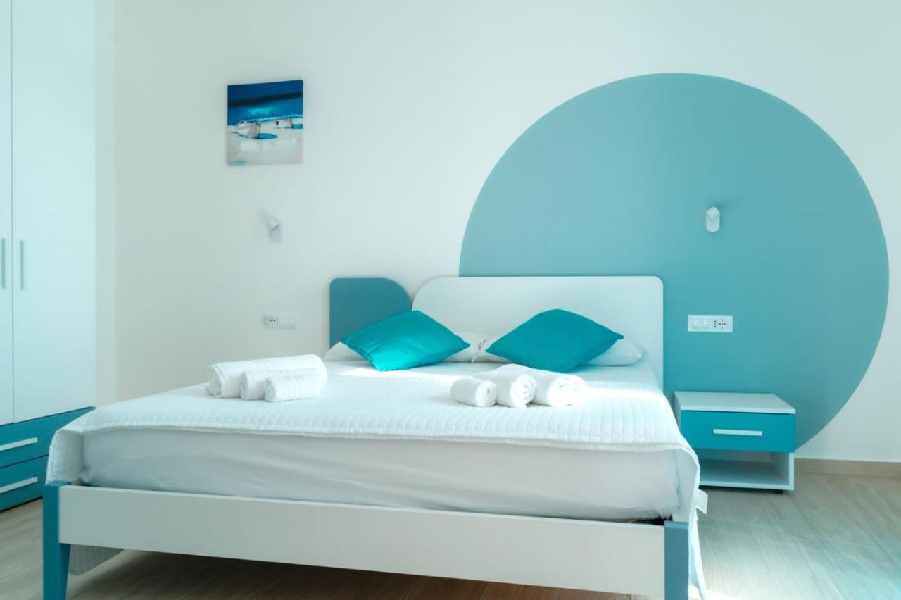 Hotel 16Miglia La Caletta Esterno foto