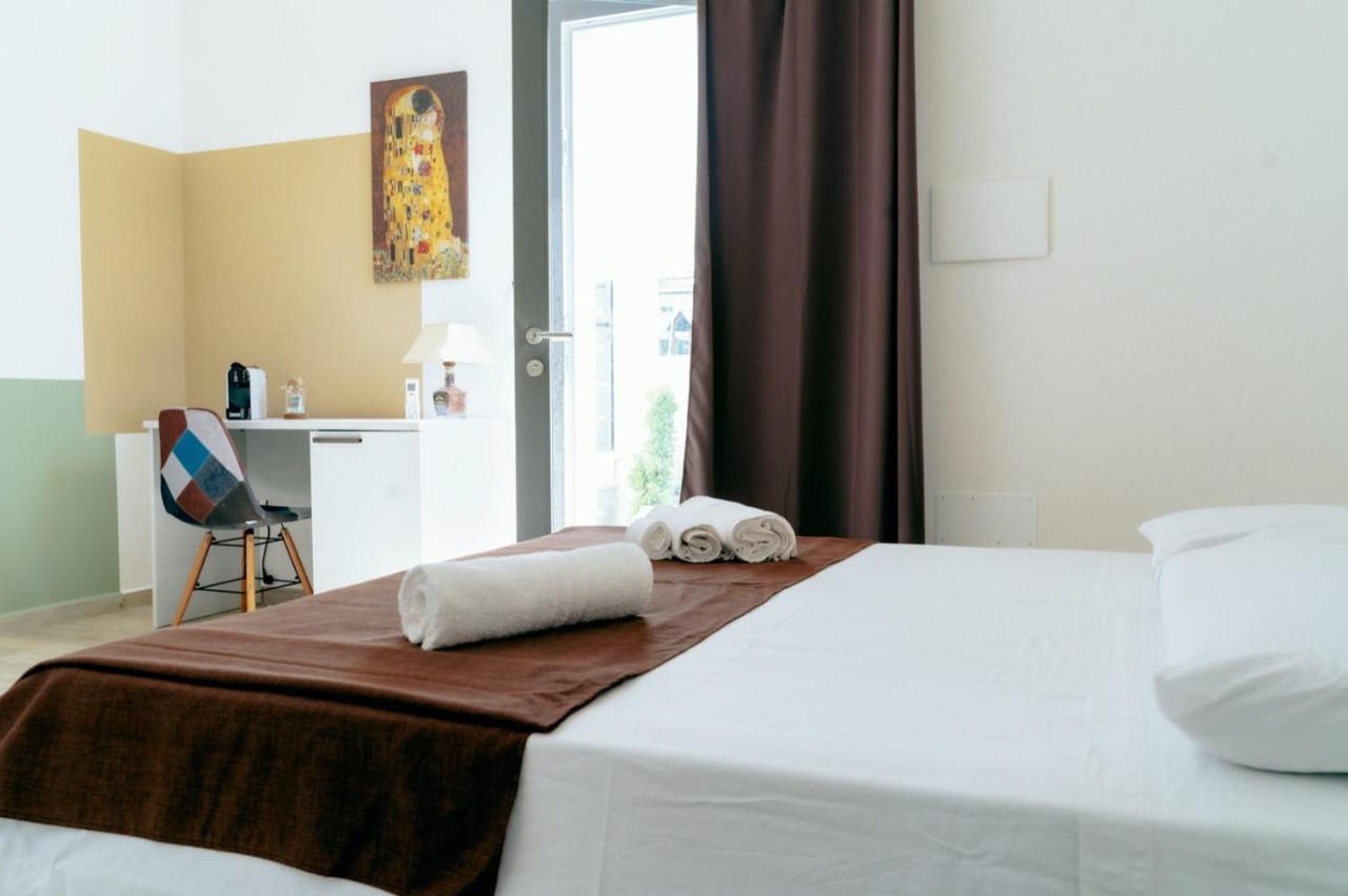 Hotel 16Miglia La Caletta Esterno foto
